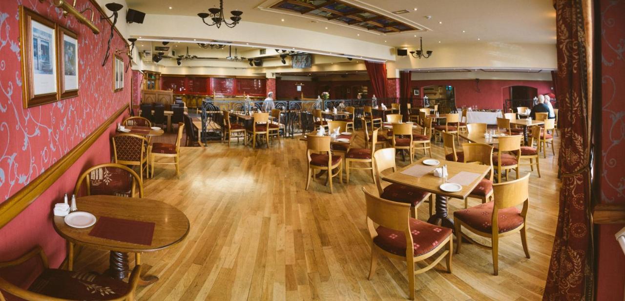 The Farnham Arms Hotel キャヴァン エクステリア 写真